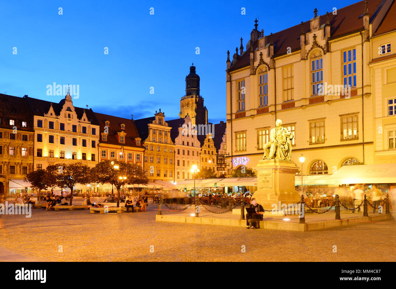 The Rynek (Market Square). This medieval market square is one of the largest in Europe. Wroclaw, Poland Stock Photo