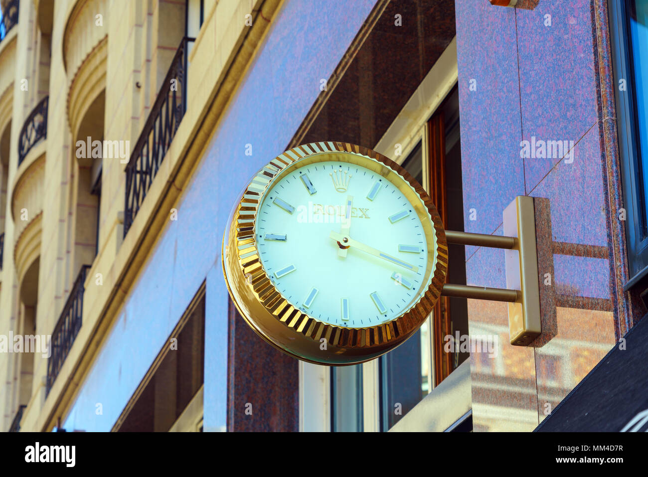 Geneva, Switzerland - October 18, 2017: Advertising sign in the form of clock  Rolex on the wall of the store Stock Photo - Alamy