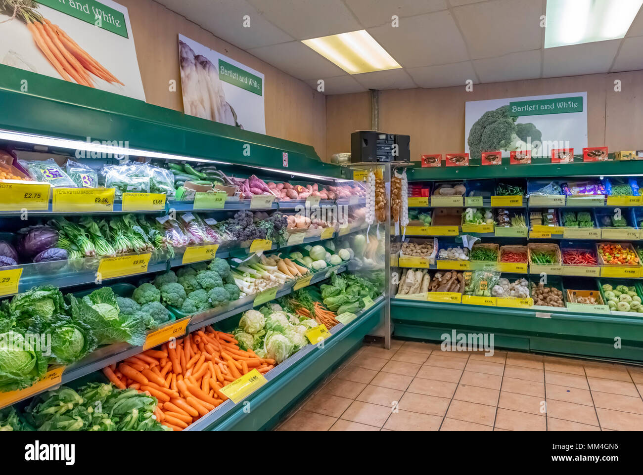 Grand display of fruit and vegetables, Bartlett and white greengrocers Ramsgate Stock Photo