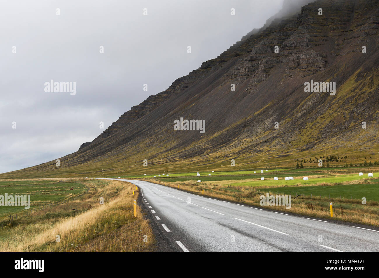 Road through Iceland near Grundarhverfi Stock Photo