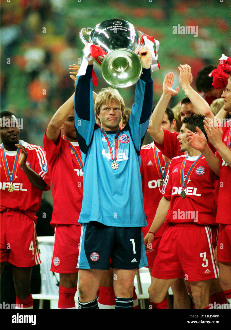 Oliver Kahn Goalkeeper Fc Munich High Resolution Stock Photography and  Images - Alamy