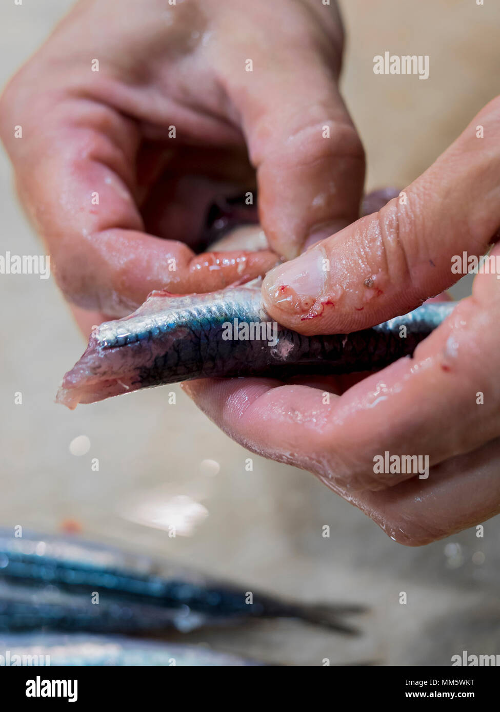 Man eating fish hires stock photography and images Alamy