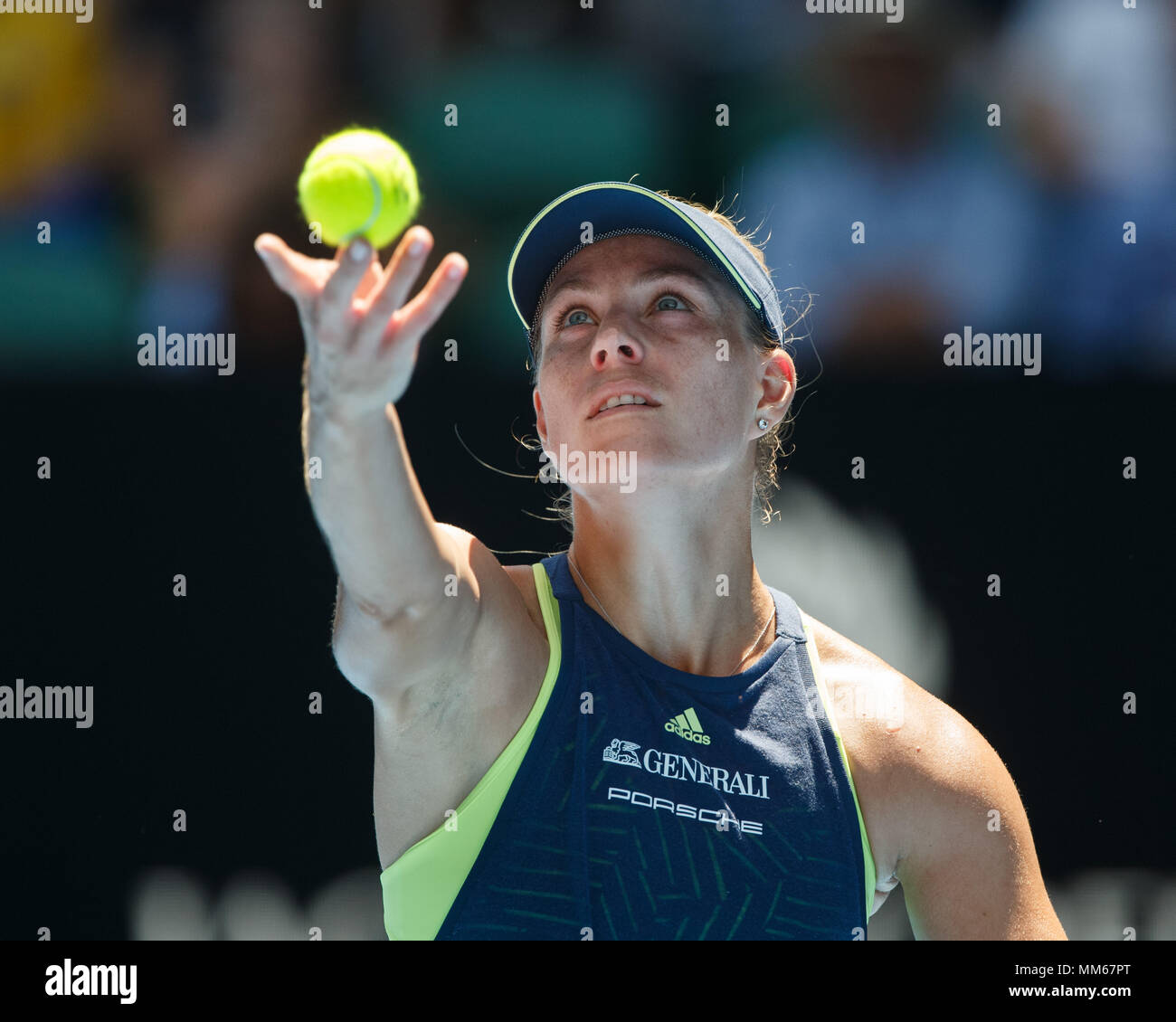 Tage med antenne Adgang German tennis player Angelique Kerber serving a ball during women's singles  match in Australian Open 2018 Tennis Tournament, Melbourne Park, Melbourne  Stock Photo - Alamy