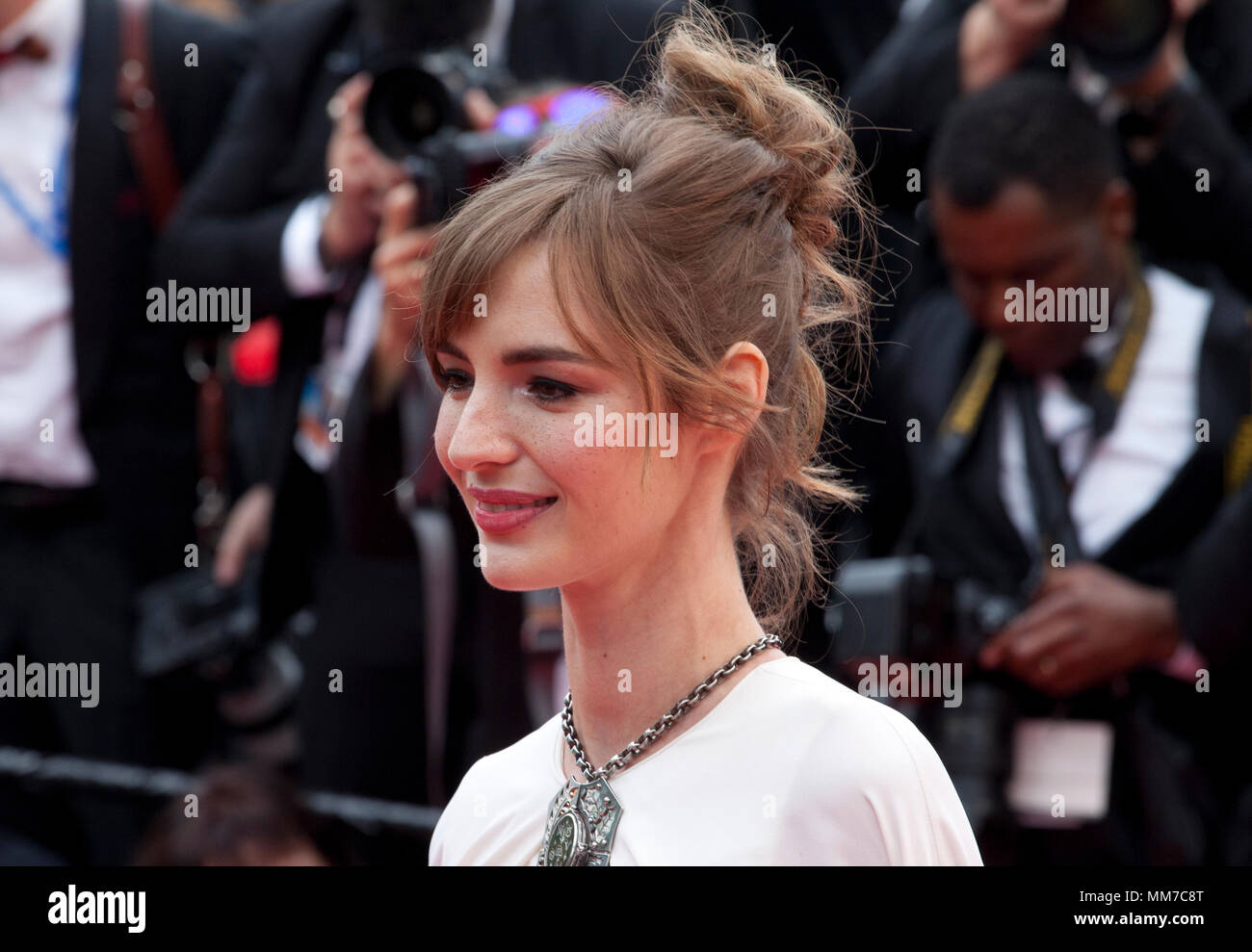 Cannes, France. 9th May 2018. Louise Bourgoin at the Yomeddine gala screening at the 71st Cannes Film Festival, Wednesday 9th May 2018, Cannes, France. Photo credit: Doreen Kennedy Credit: Doreen Kennedy/Alamy Live News Stock Photo