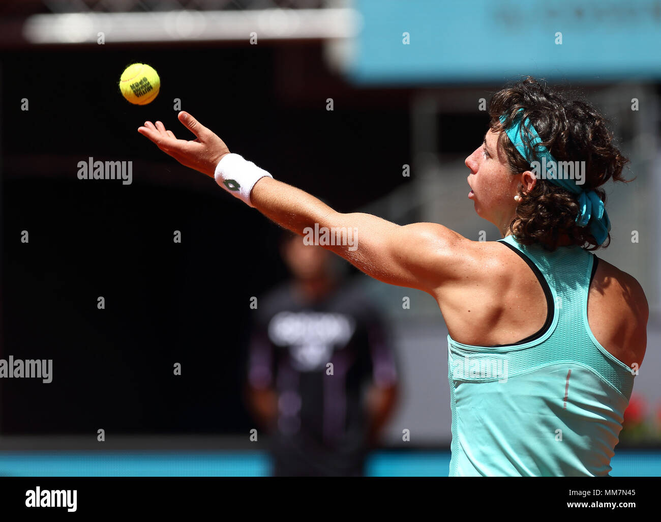 Madrid, Spain. 10th May, 2018. Carla Suarez of Spain serve to Caroline  Garcia of France during their ATP Madrid Open round of 16 tennis match at  the Caja Magica in Madrid. Credit: