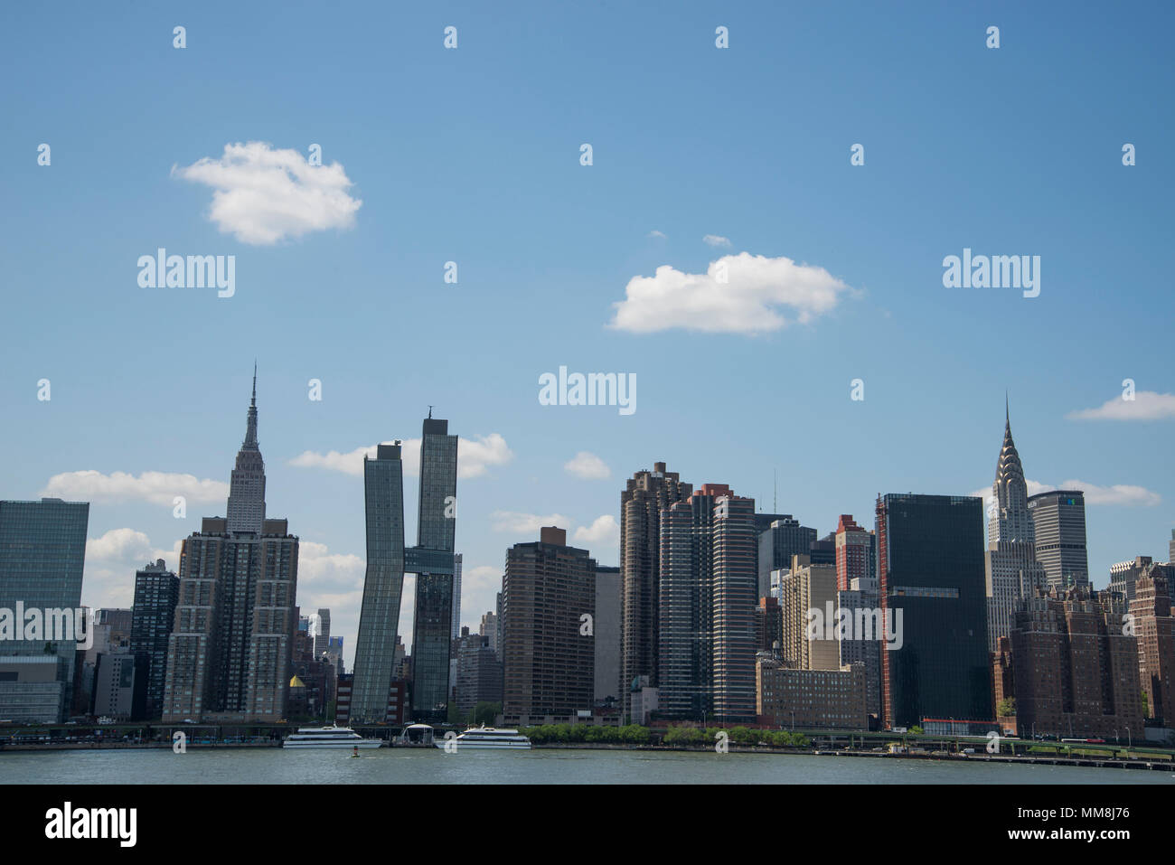 New yorks tall buildings hi-res stock photography and images - Alamy