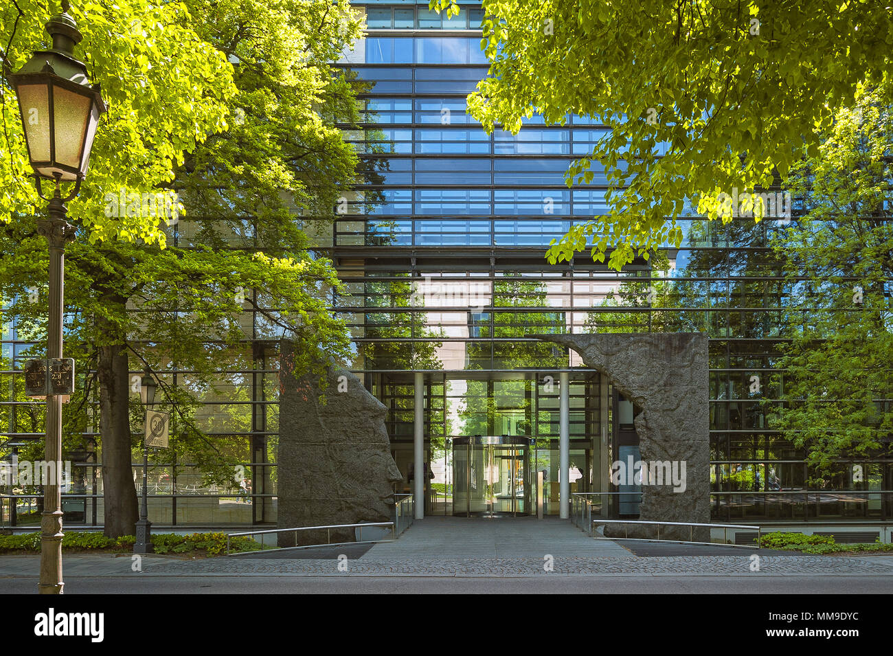 Max Planck Society, Entrance to the General Administration, Munich, Upper  Bavaria, Bavaria, Germany Stock Photo - Alamy
