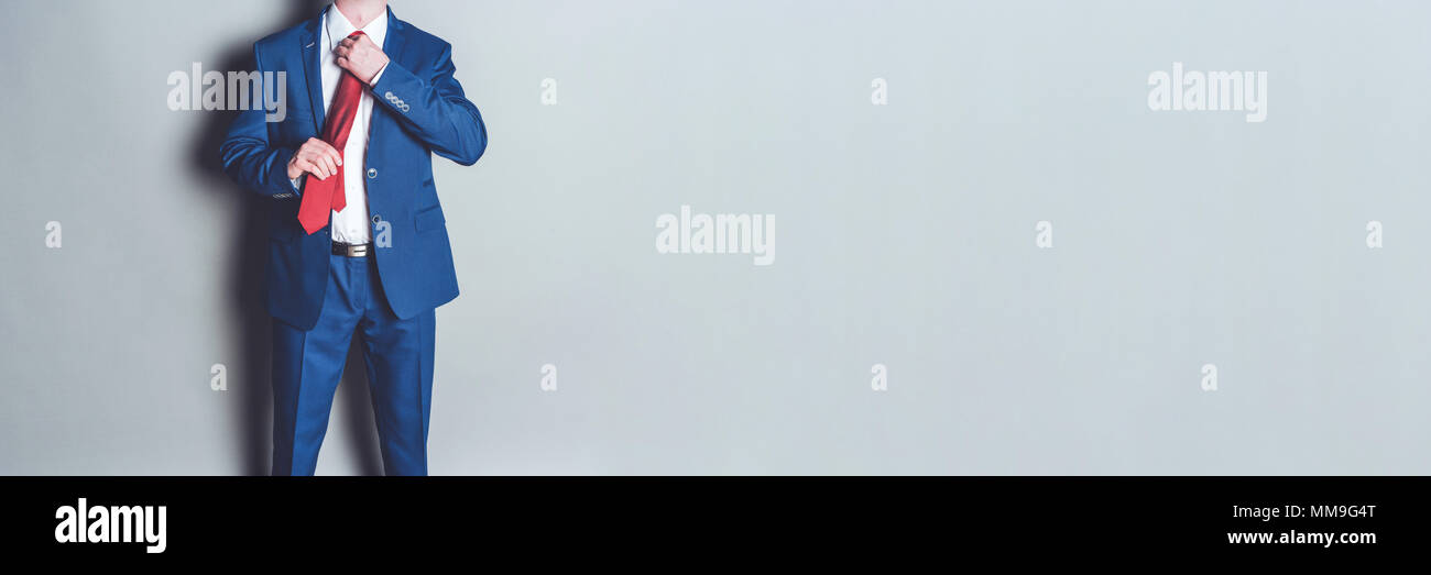 Blue suit red tie hi-res stock photography and images - Alamy
