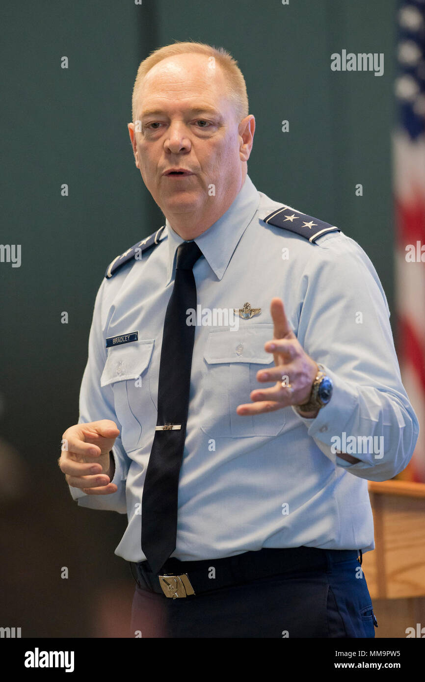 Maj. Gen. Kevin Bradley, acting deputy director of the Air National Guard, addresses Air Force leaders from 15 countries during the 23rd International Air Reserves Symposium at Joint Base Andrews, Maryland September 14, 2017. The IARS provides a forum for Senior Air Reserve representatives from global Air Forces and Air Reserve Components to discuss common challenges. (U.S. Air National Guard photo by Master Sgt. Marvin R. Preston) Stock Photo