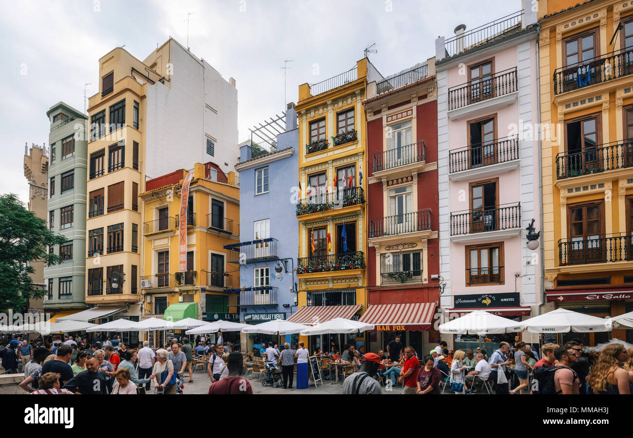 Valencia, Spain - June 3, 2017: Sellers and customers outside of Mercado Central in flea market. Stock Photo