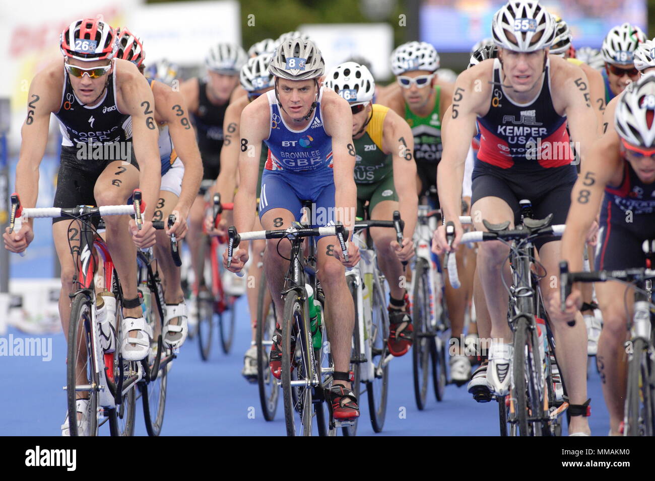 UK - Triathlon - Cycle Stage - Jonathan Brownlee and Jan Frodeno in the  chasing pack at the cycle stage, Elite Men ITU World Championship Dextro  Energy Triathlon London, 7 August 2011 Stock Photo - Alamy