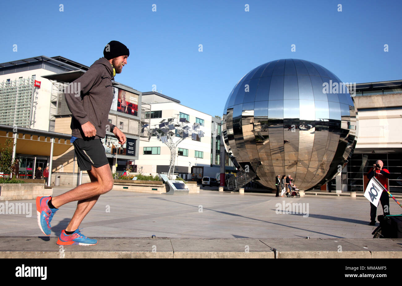 Ben Smith pictured in Bristol before starting his 401st Marathon to complete his 401 Challange of a marathon a day for 401 days. Stock Photo