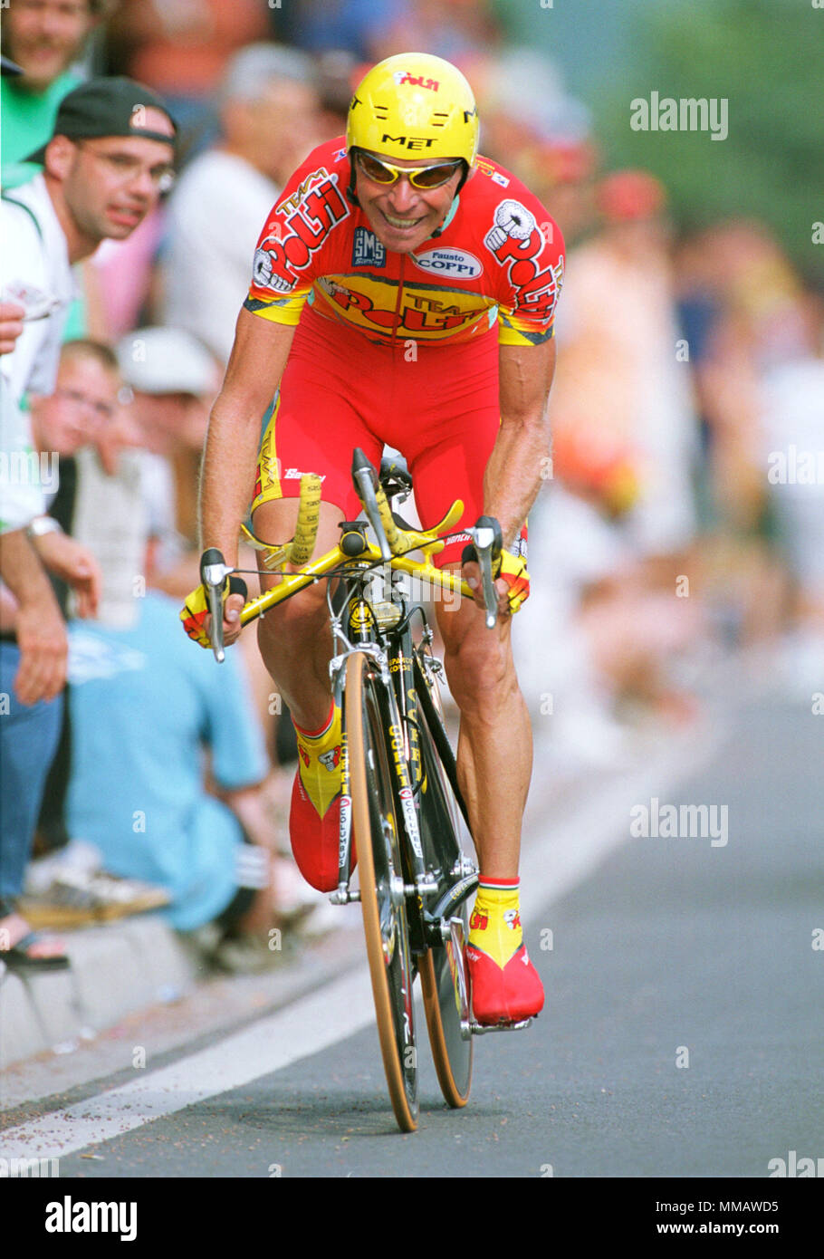 Cycling: Futuroscope, France , 1.7.2000 Tour de France Prologue Time Trial  ---- Pascal HERVE, FRA, Polti Stock Photo - Alamy