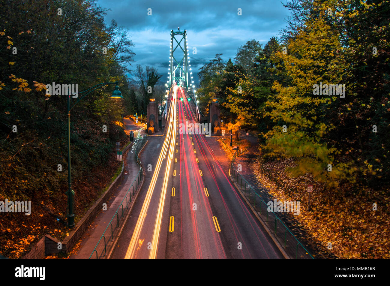 Lions Gate Bridge at Fall Stock Photo Alamy