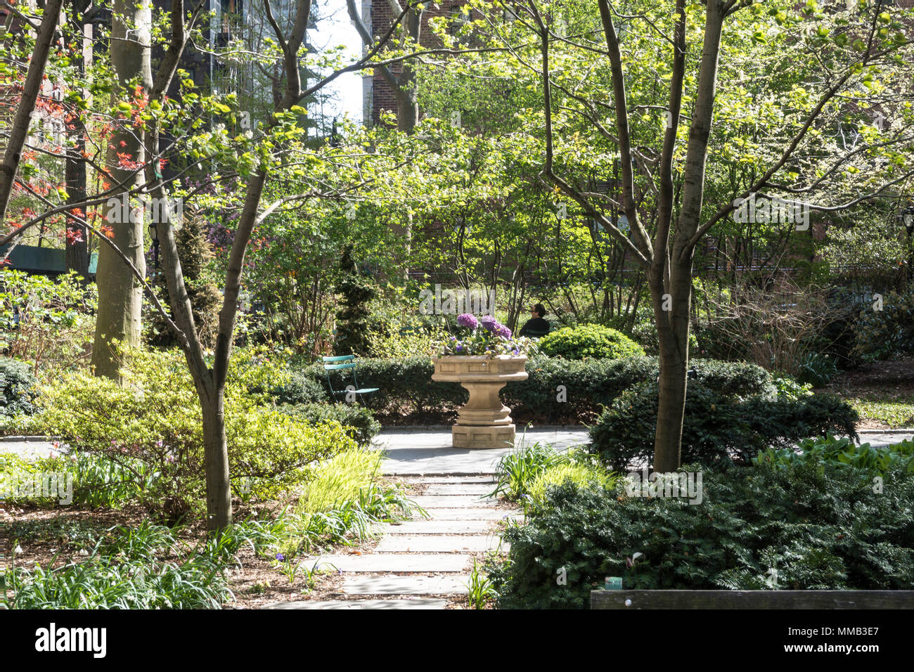 Tudor City Greens in Springtime, NYC, USA Stock Photo Alamy