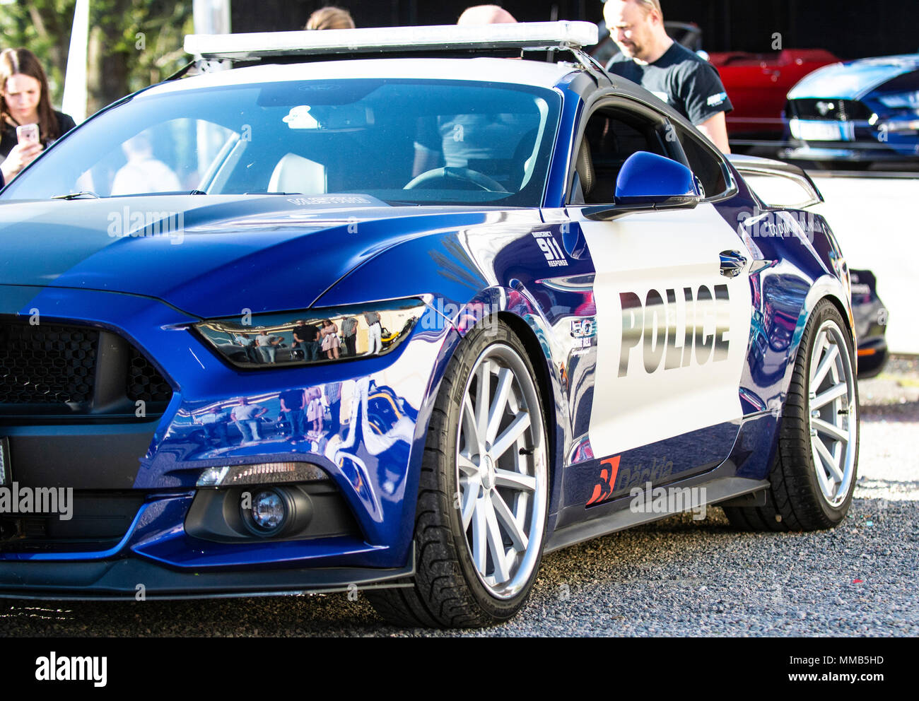 Ford Mustang 5 0 V8 Gt 2016 Review Car Magazine
