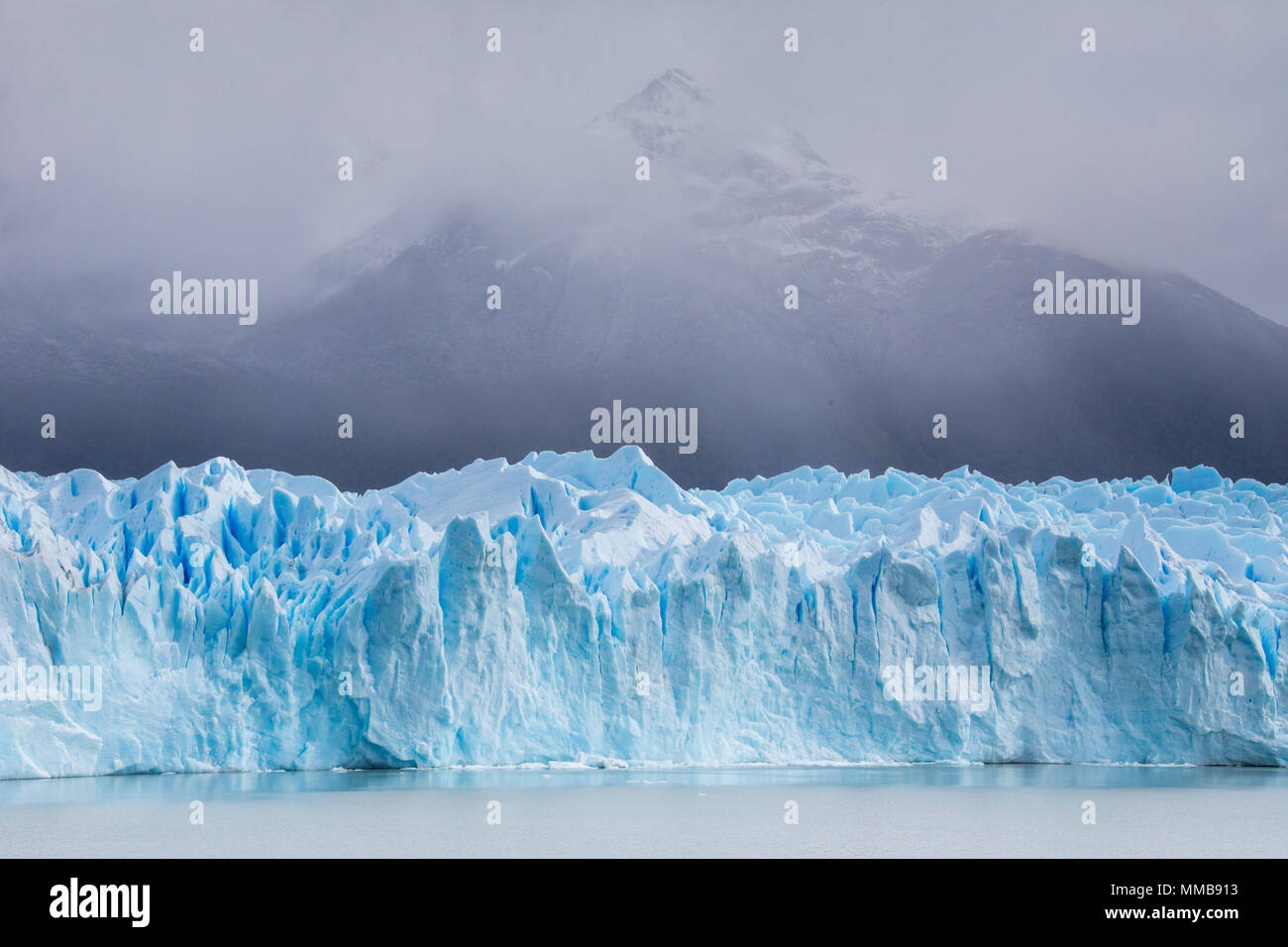 Perito Moreno Glacier, Parque Nacional Los Glaciares, Argentina Stock Photo
