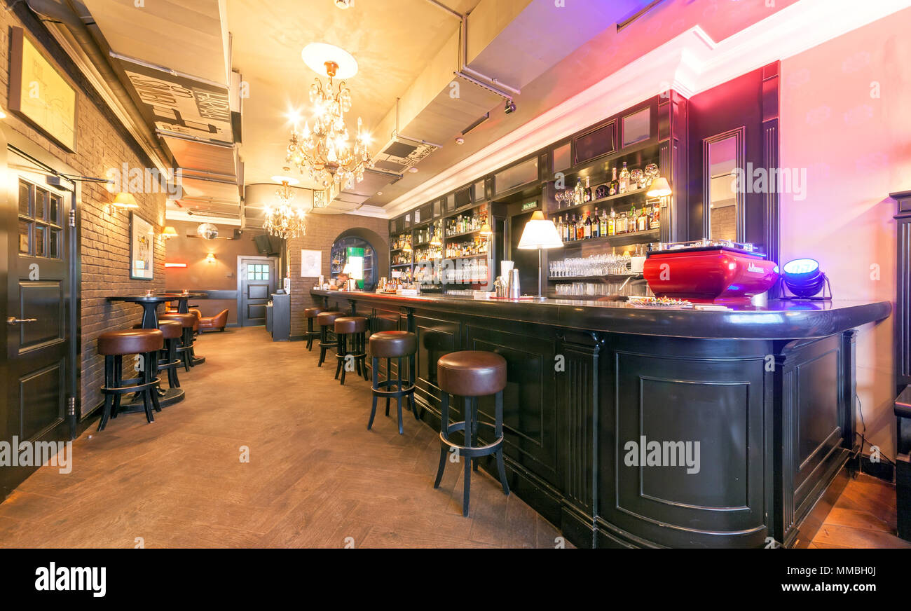 MOSCOW - AUGUST 2014: Interior of a small \ MOSCOW - AUGUST 2014: Interior of a small \