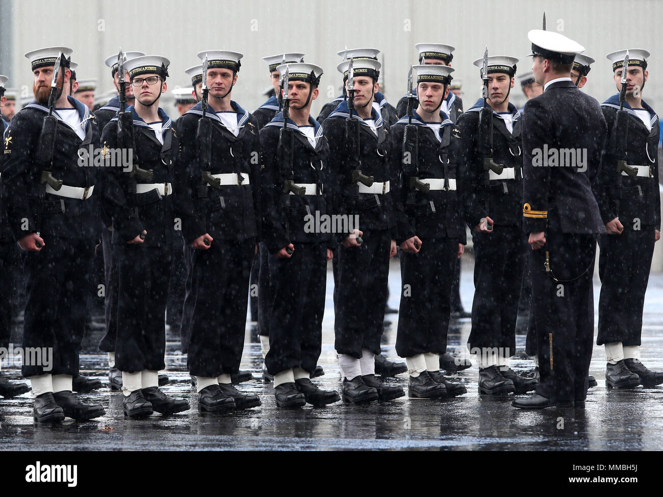 Military inspection hires stock photography and images Alamy