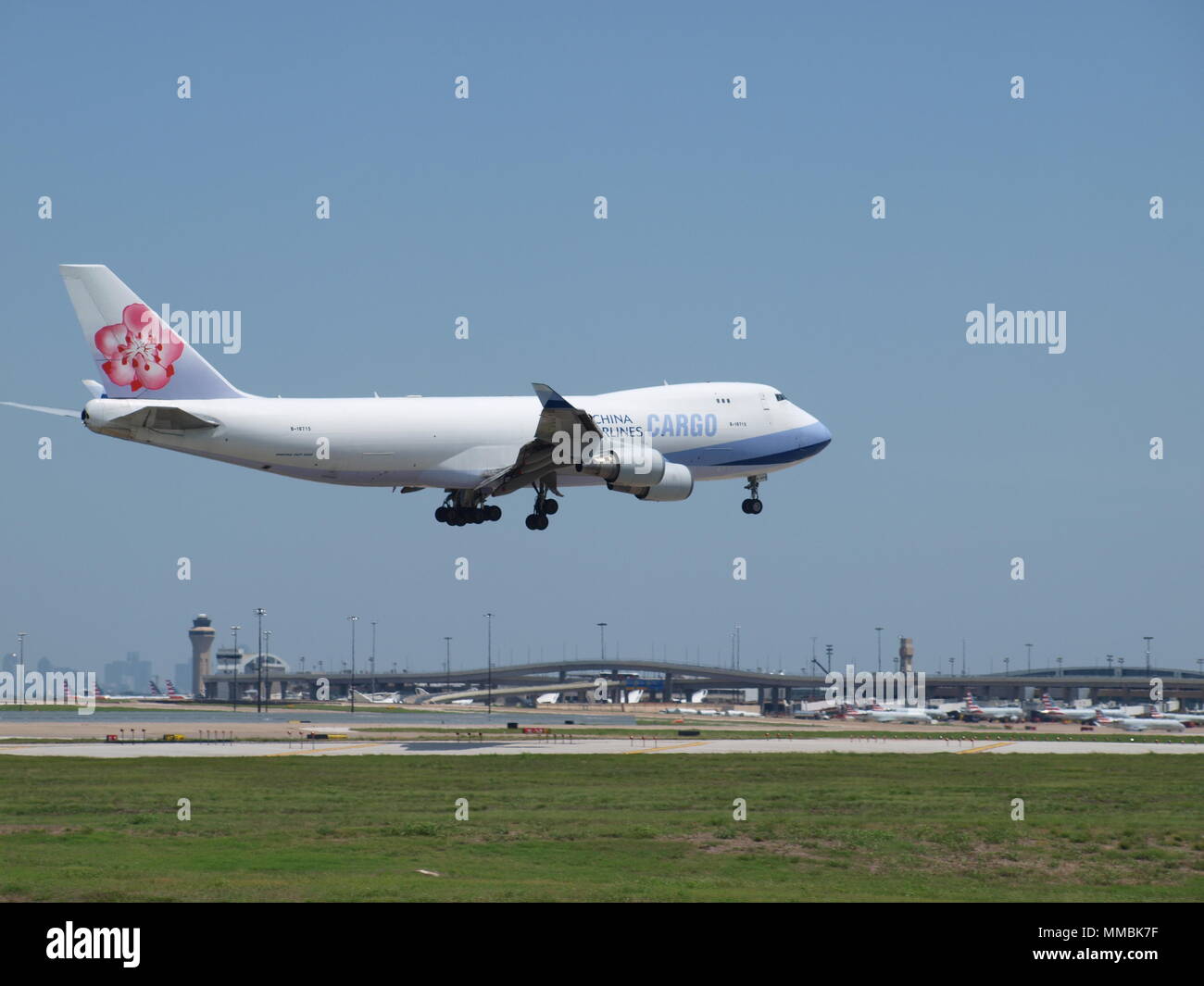 Rental car shuttle hires stock photography and images Alamy