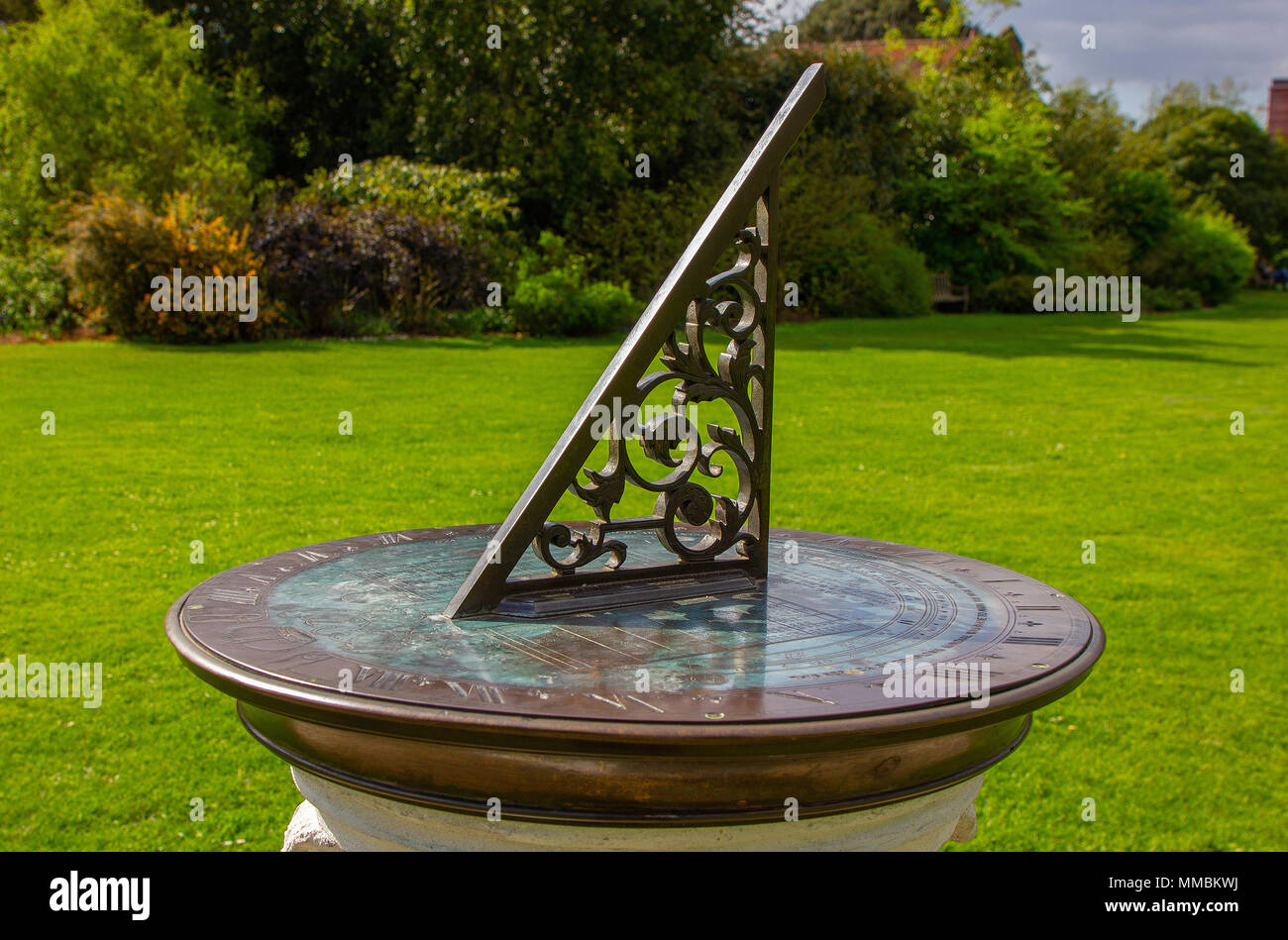 a beautiful sundial in Kew Gardens, London, England Stock Photo - Alamy