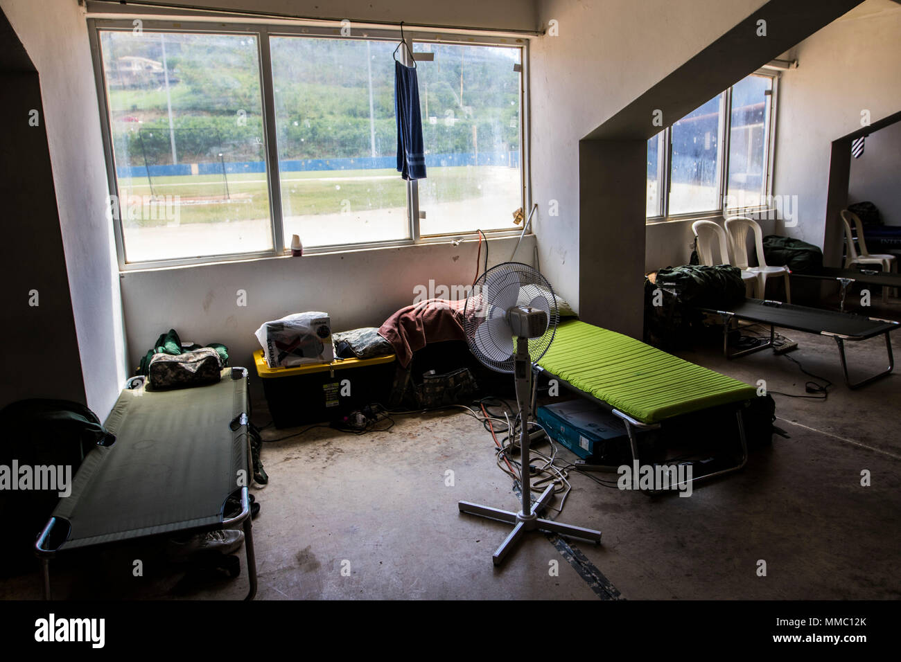 Army living quarters hires stock photography and images Alamy