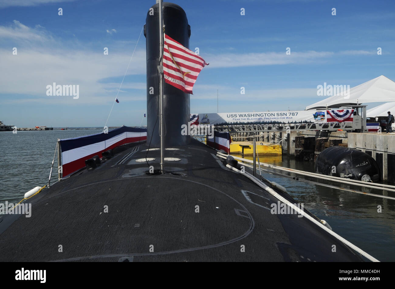 171006NHI707607 NORFOLK (Oct. 6, 2017) The Virginiaclass attack