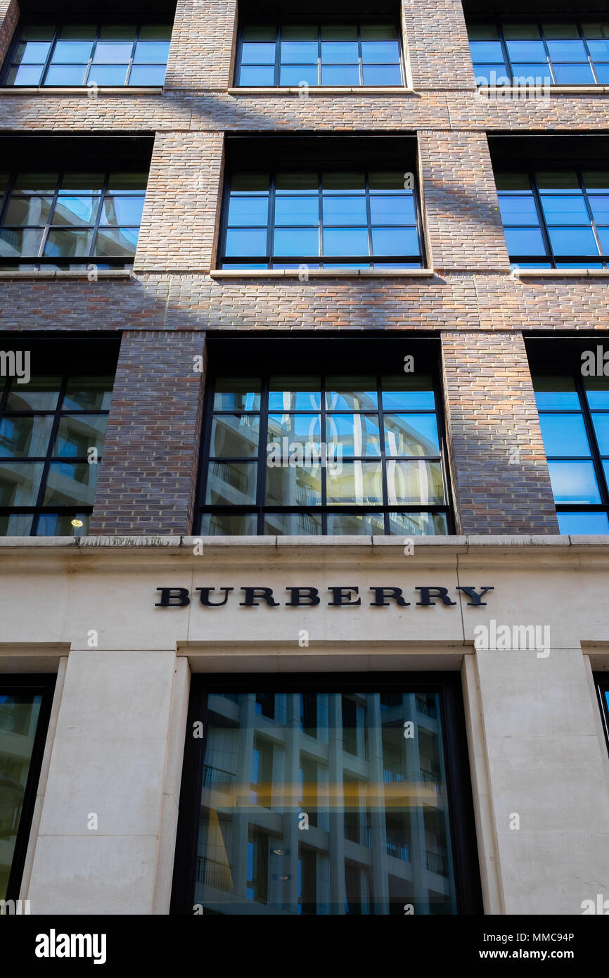 Burberry Headquarters at Horseferry House, Horseferry Rd, Westminster, London SW1P 2AW Stock Photo