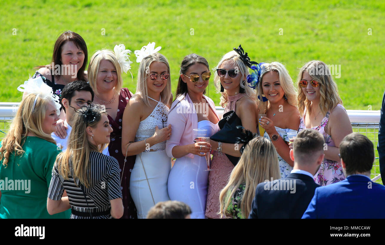 Chester Racecourse, Chester, UK. 10th May, 2018. The Boodles May Festival, Ladies Day; Ladies enjoying the day at Chester races Credit: Action Plus Sports/Alamy Live News Stock Photo
