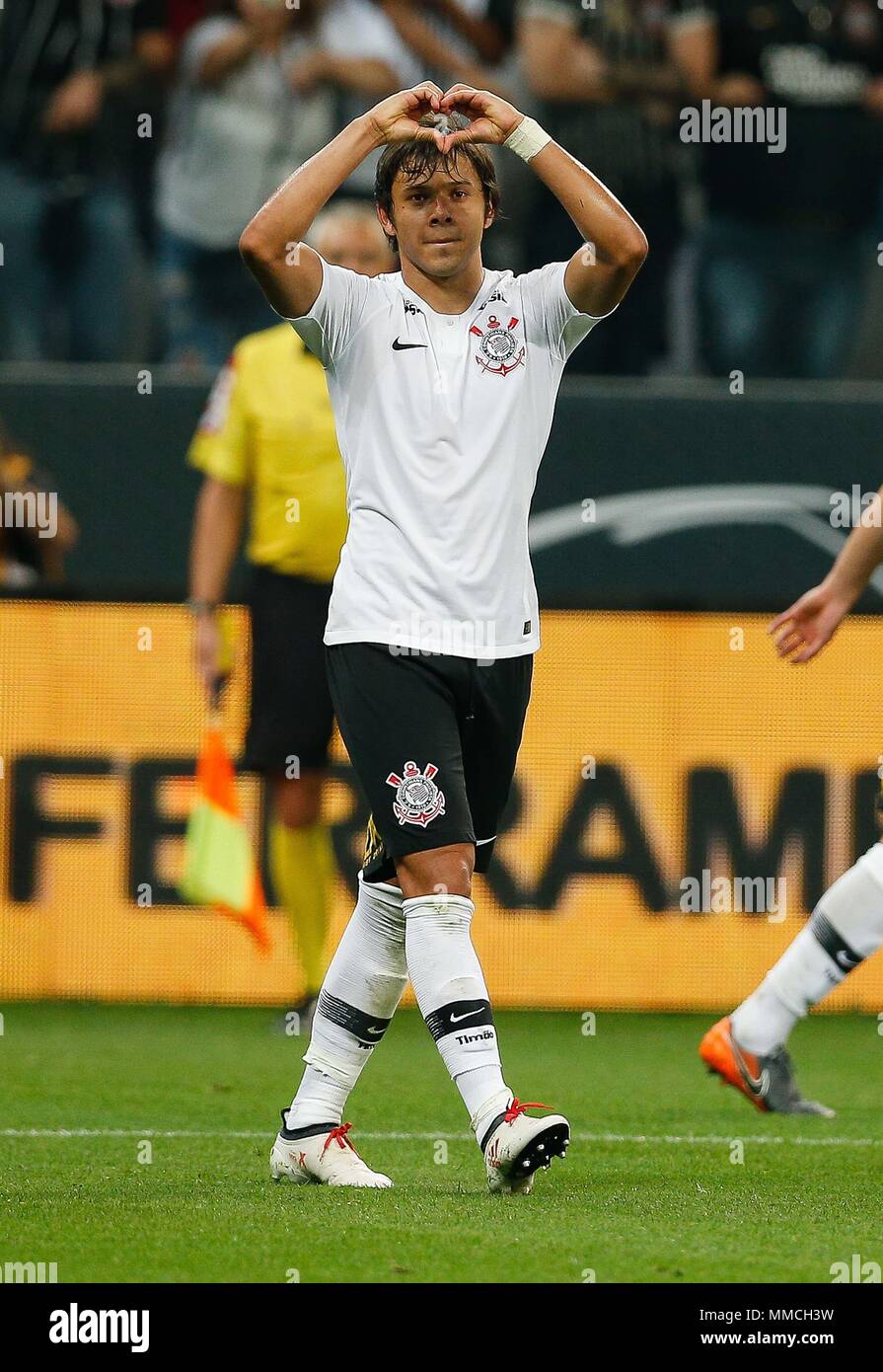 SÃO PAULO, SP - 02.05.2018: CORINTHIANS X INDEPENDIENTE - Silvio Romero do  Independiente is playing for Corinthians FC during a match between  Corinthians and Club Atlético Independiente (Argentina), which is valid for