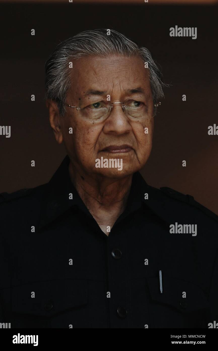 (180511) -- KUALA LUMPUR, May 11, 2018 (Xinhua) -- Malaysian new Prime Minister Mahathir Mohamad reacts at a press conferenec in Kuala Lumpur May 11, 2018. Mahathir Mohamad on Friday named 10 ministries whose ministers need to be appointed immediately, the first step for him and his Pakatan Harapan coalition to form a cabinet. (Xinhua/Zhu Wei) (yy) Stock Photo