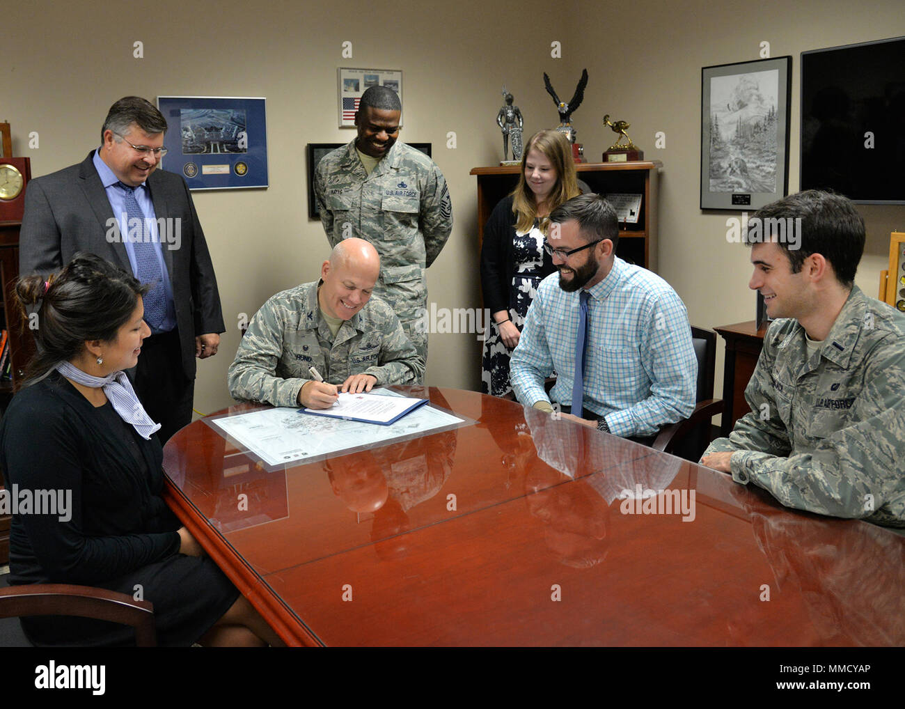 Chief master sgt henry l hayes hi-res stock photography and images - Alamy