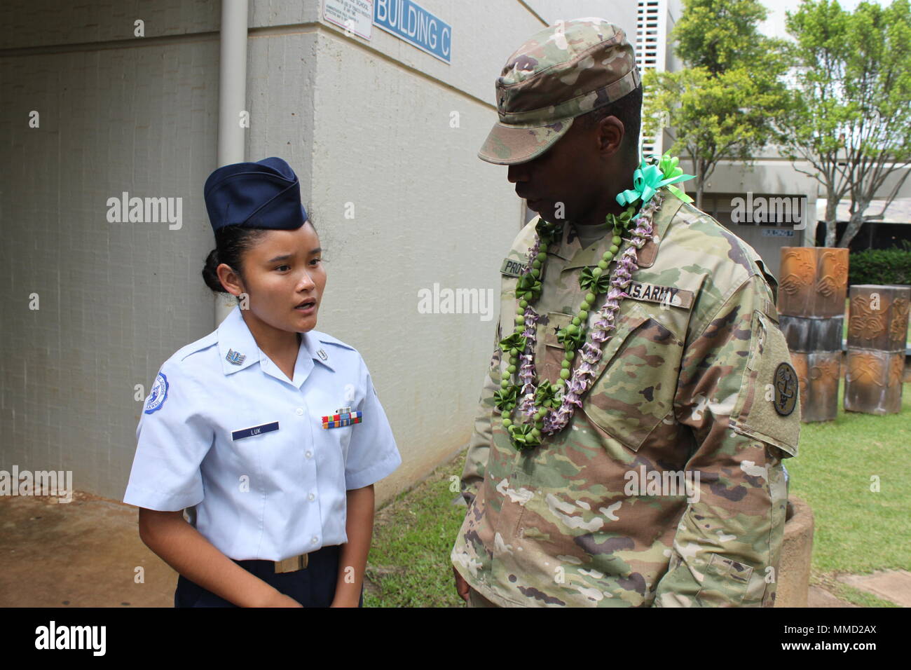 Moanalua hi-res stock photography and images - Page 2 - Alamy