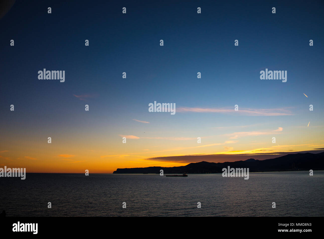 Ocean cruise ship sunrise hi-res stock photography and images - Alamy