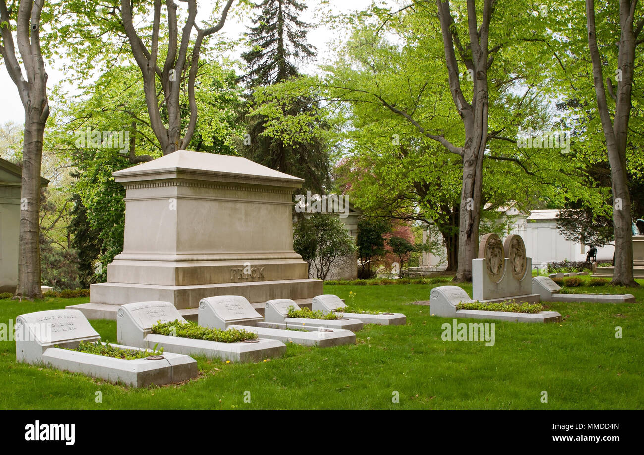 The grave site of Henry Clay Frick and his family located in the Homewood Cemetery in Pittsburgh, Pennsylvania Stock Photo