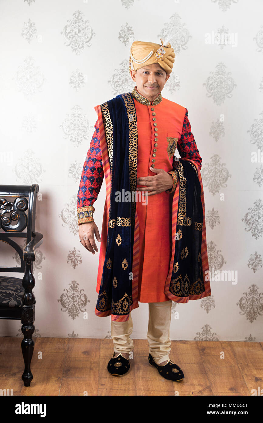 Punjabi Groom Man Classic sherwani wedding sherwani, Marriage Wear ...