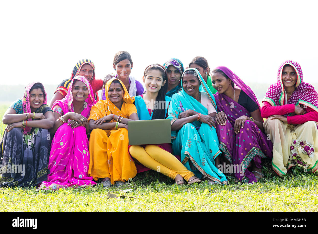 Rural indian girl with laptop hi-res stock photography and images - Alamy
