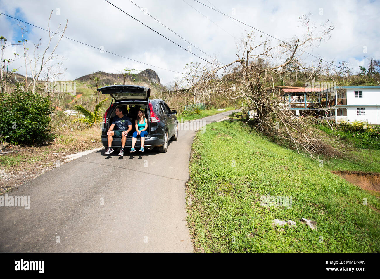 Volunteers Reggie Diaz, From Guaynabo, Puerto Rico And Laura Bimbela ...