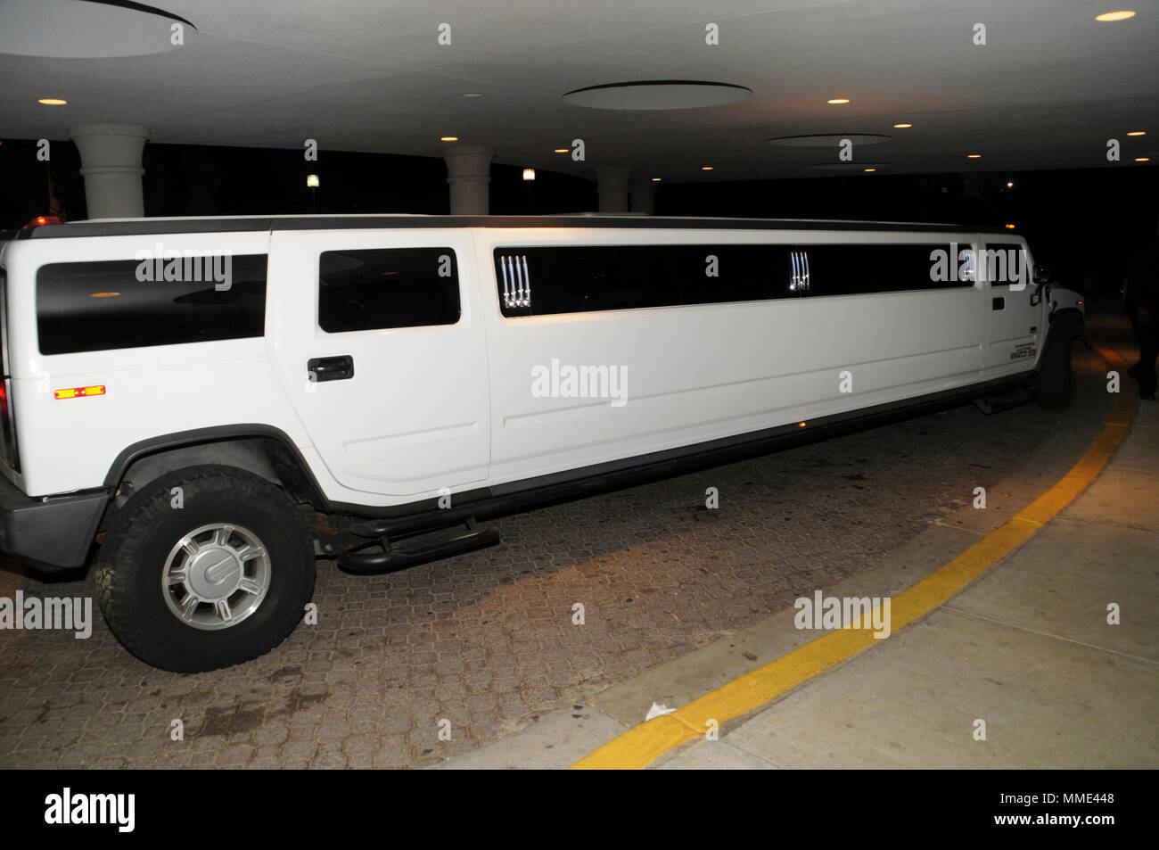 Limo shows up at a high school prom in Greenbelt, Md Stock Photo