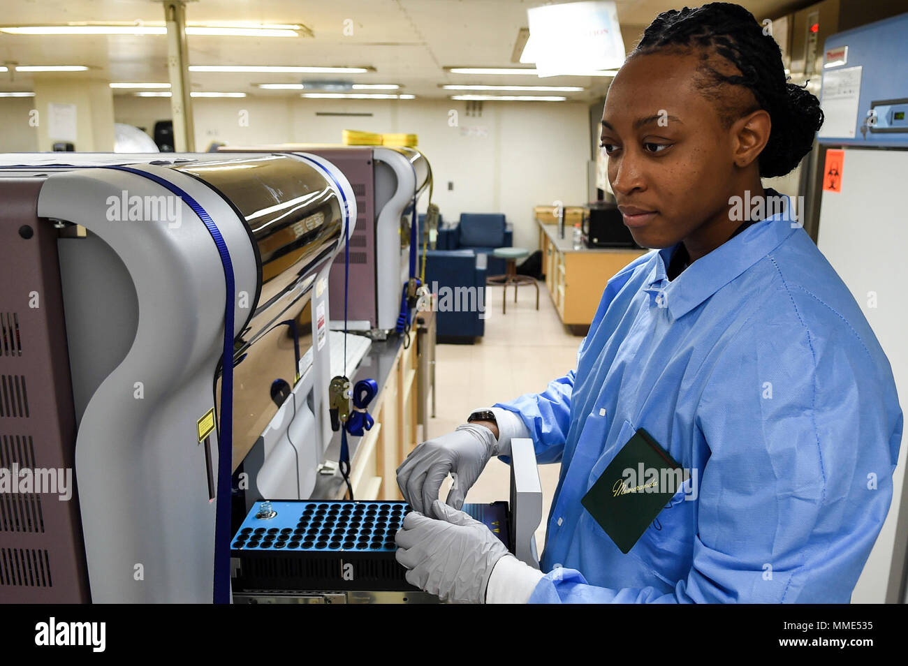 1710125 N Pg340 028 Caribbean Sea Oct 25 2017 Hospitalman Tiara Jackson A Laboratory Technician From Naval Medical Center Portsmouth Embarked On The Military Sealift Command Hospital Ship Usns Comfort T Ah 20 Runs Laboratory Tests