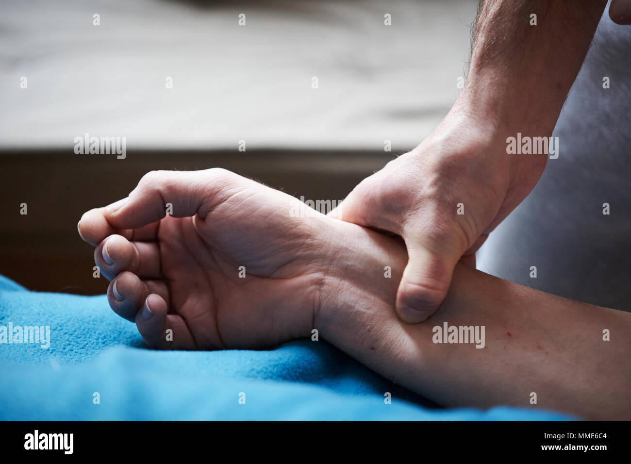 Acupuncture pressure points hi-res stock photography and images - Alamy