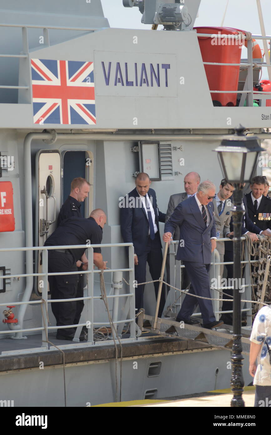 Faliro, Greece. 10th May, 2018. Charles, Prince of Wales is coming from HMC Valiant, during the visit to Floisvos. Credit: Dimitrios Karvountzis/Pacific Press/Alamy Live News Stock Photo