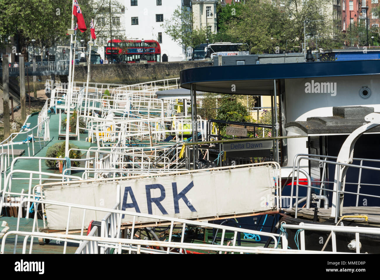 Floating homes at Chelsea Reach under threat of eviction from Chelsea Yacht and Boat Company landlords Stock Photo