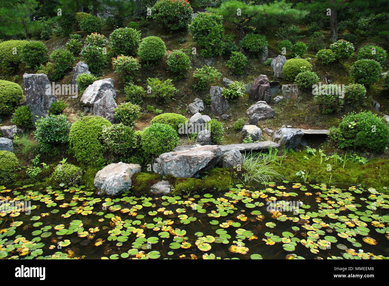 Small lake in a beautiful japanese garden of Tofuku ji temple (Kyoto) Stock Photo