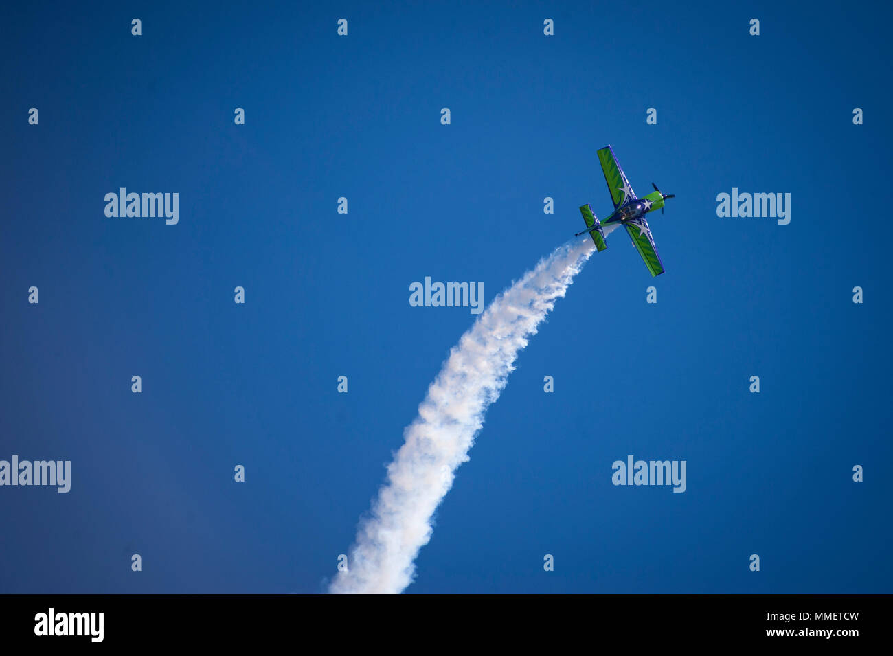 Gary Ward flies an MX2 during the Thunder Over South Air Show