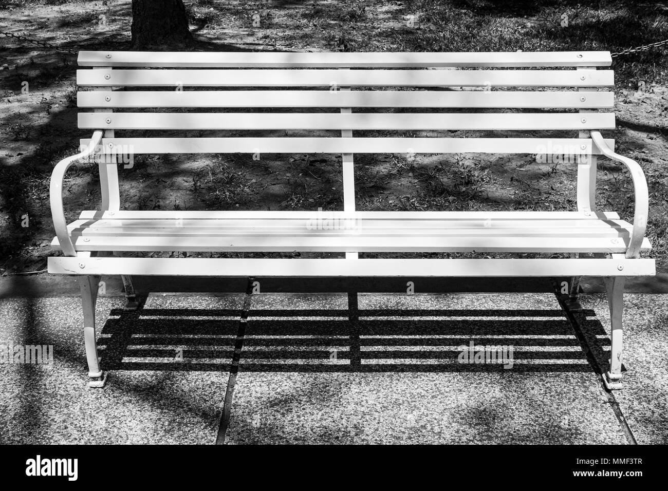 White Wooden Bench Seat Outdoor Nobody Park Relaxation Sunny Black