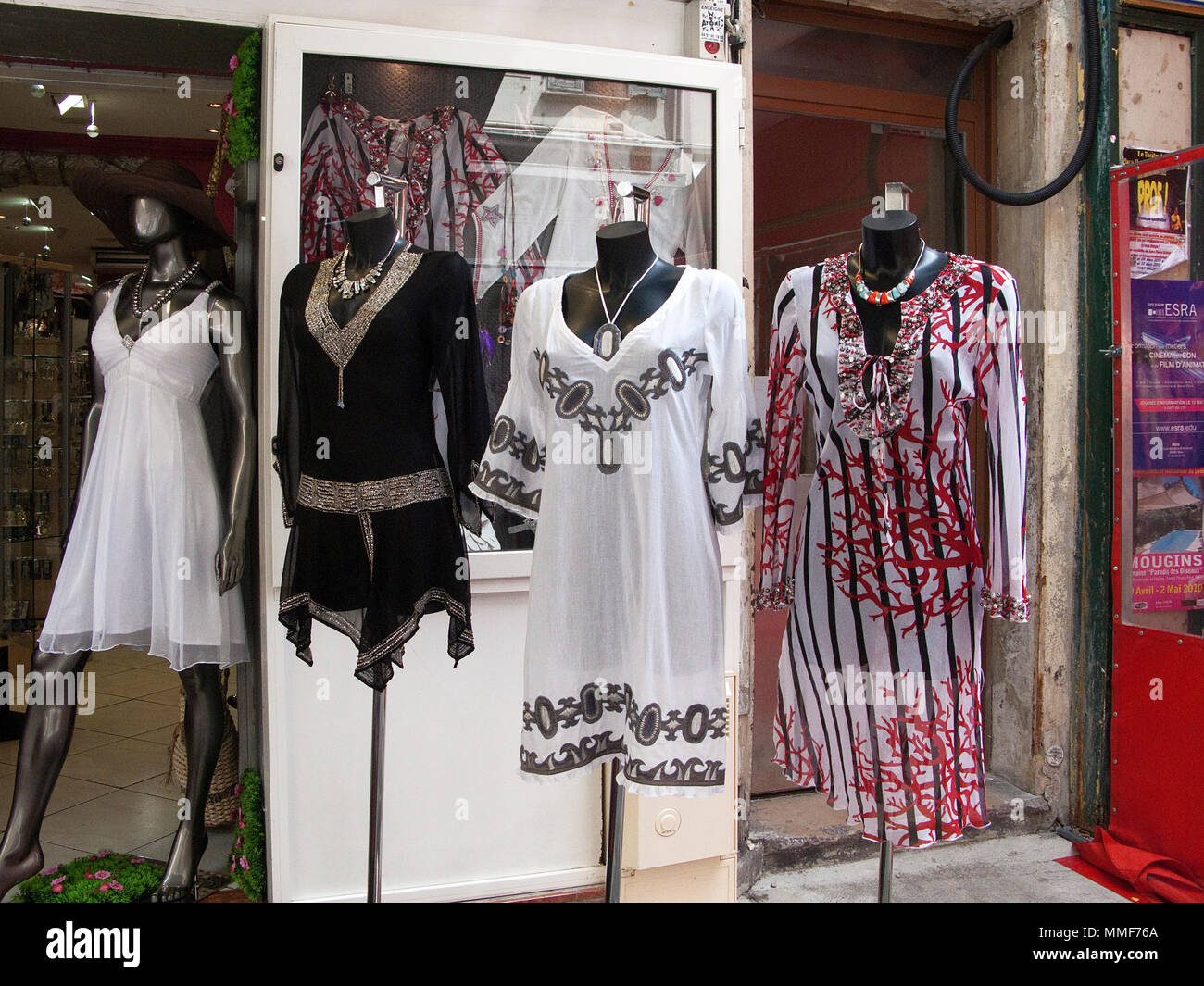 Modegeschaeft, Boutique in einer Einkaufstrasse nahe dem Place Massena, Nizza, Suedfrankreich, Alpes-Maritimes, Cote d'Azur, Frankreich, Europa, Mitte Stock Photo
