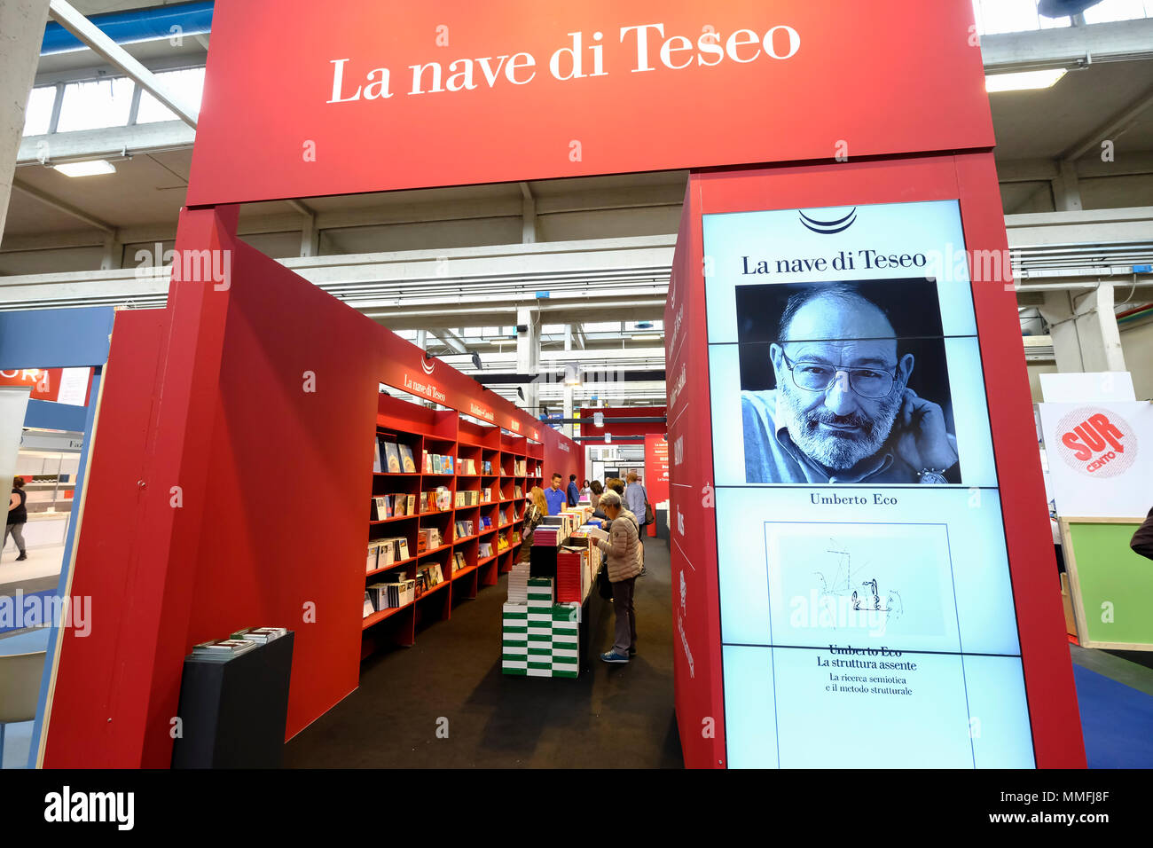 Turin, Piedmont, Italy, 10th May, 2018. International Book fair 2018,first day.La nave di Teseo publisher's stand Credit: RENATO VALTERZA/Alamy Live News Stock Photo