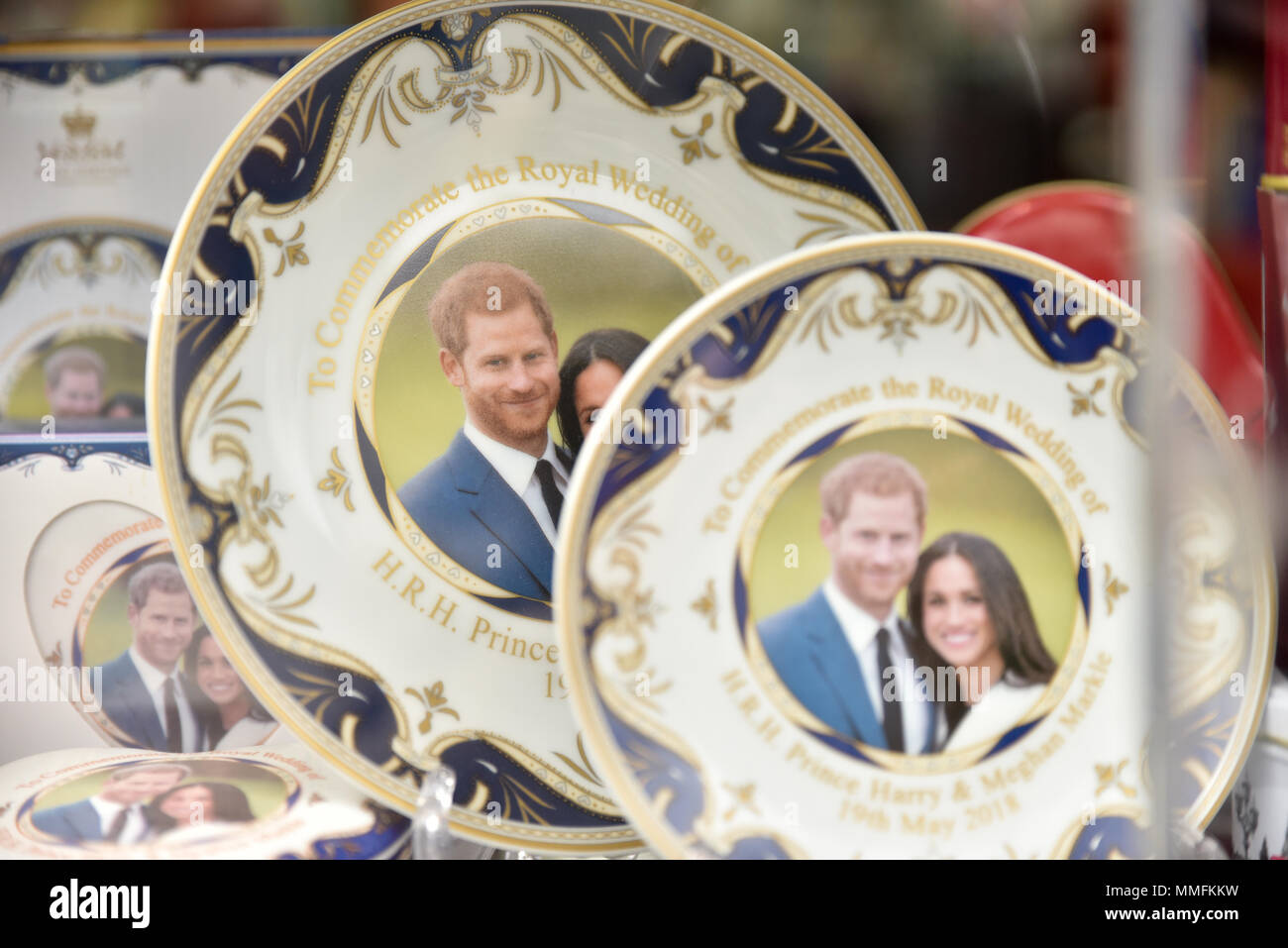 London, UK. 11th May 2018. Gift shops in London selling Royal Wedding merchandise for the wedding of Meghan Markle and Prince Harry. Credit: Matthew Chattle/Alamy Live News Stock Photo