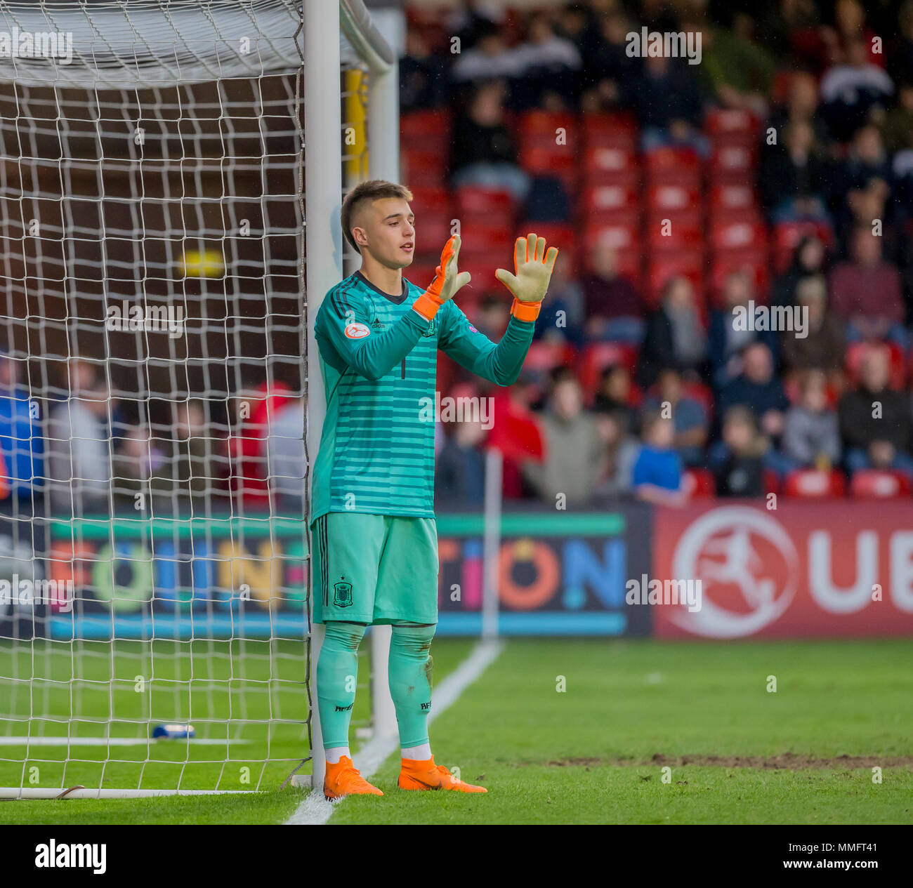 11th May Bankss Stadium, Walsall, England; UEFA Under 17 European Championships, Spain versus Germany; Spain goalkeeper Arnau Tenas Urena directs his defence in a wall for a free kick Stock Photo